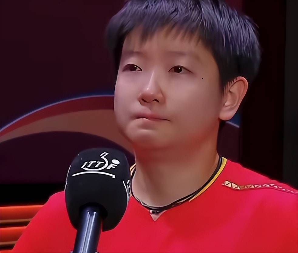 孙颖莎刷新世界纪录，国乒教练激动落泪！(孙颖莎刷新世界纪录,国乒教练激动落泪是真的吗)