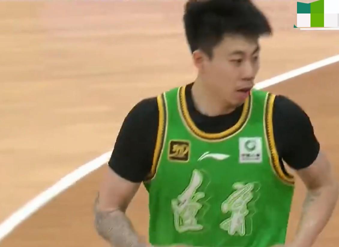 包含橄榄球小组赛焦点战：胶东麒麟队强势反弹粤西旋风队，客场强势带走胜利。关键战拿下信心的词条-九游体育